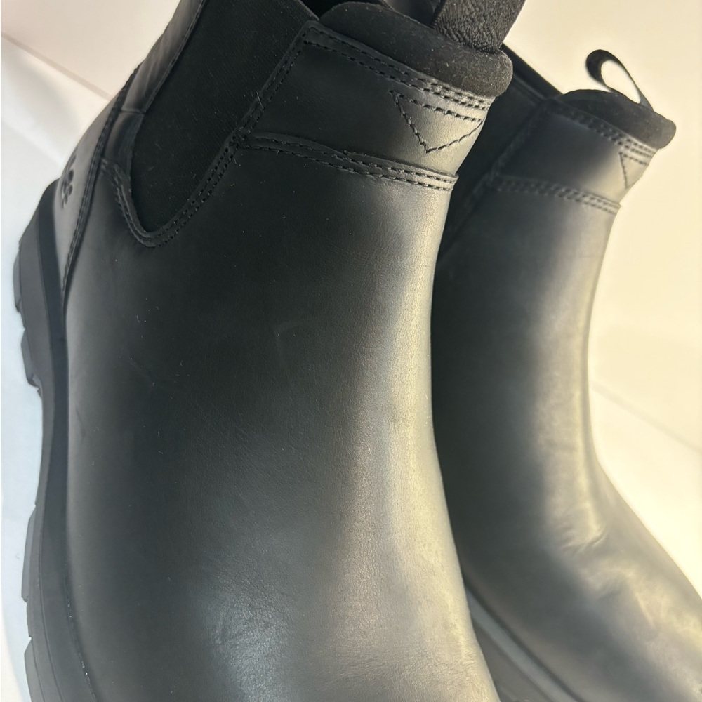UGG Hillmont Chelsea men’s size 10 - Picture 7 of 7